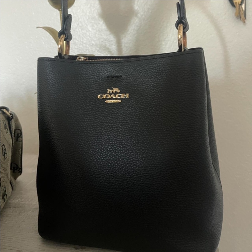 Coach outlet soft, pebbled Leather Bag with Gold Hardware